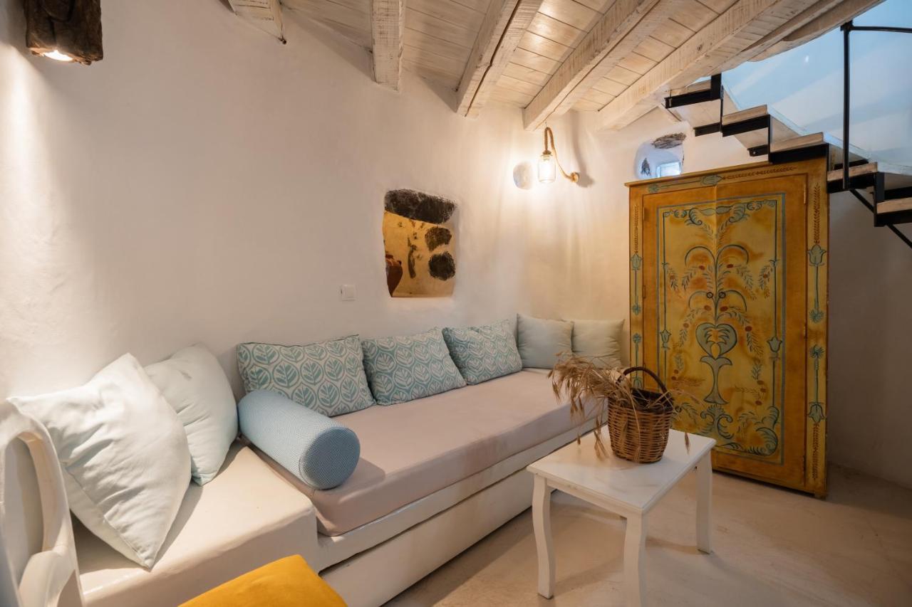 Anemoscope Windmill Villa Pyrgos Kallistis Bagian luar foto